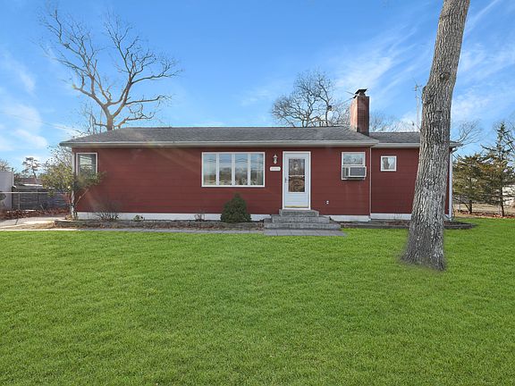 2nd image of 269 Royal Ave