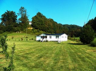 962 Brushy Fork Rd, Creston, NC 28615