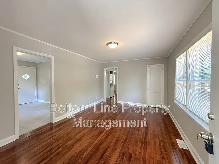 3905 Tillman Rd — Photo 3