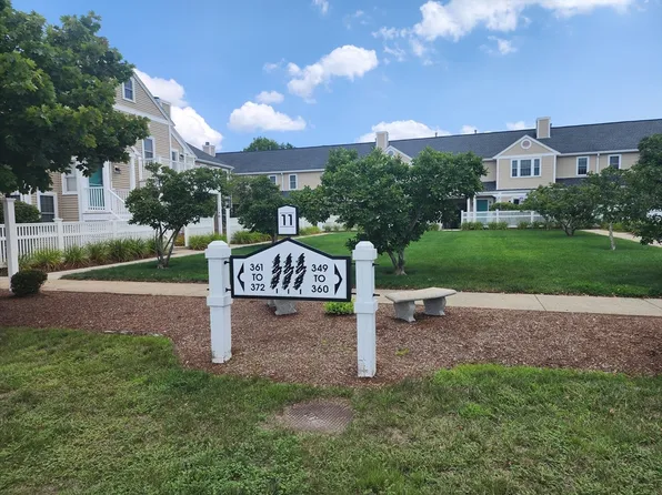 365 Tilden Commons Ln #365, Braintree, MA 02184