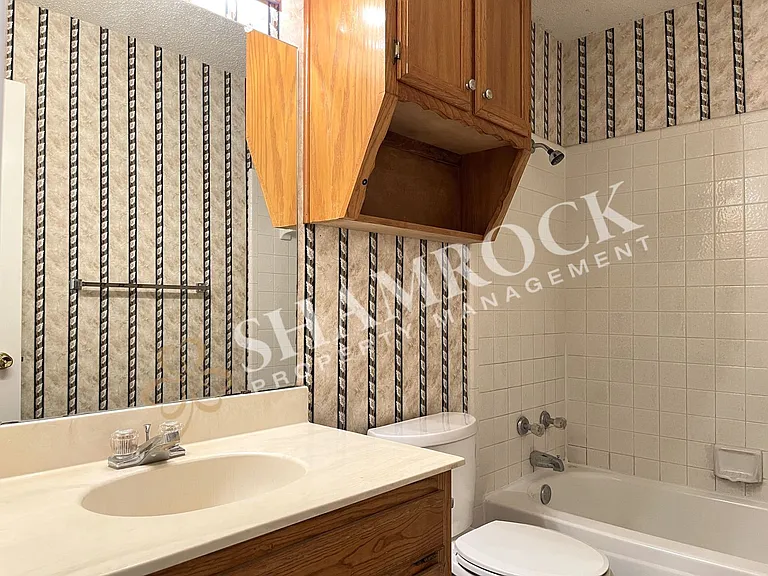 9004 Regal Dr — Photo 12