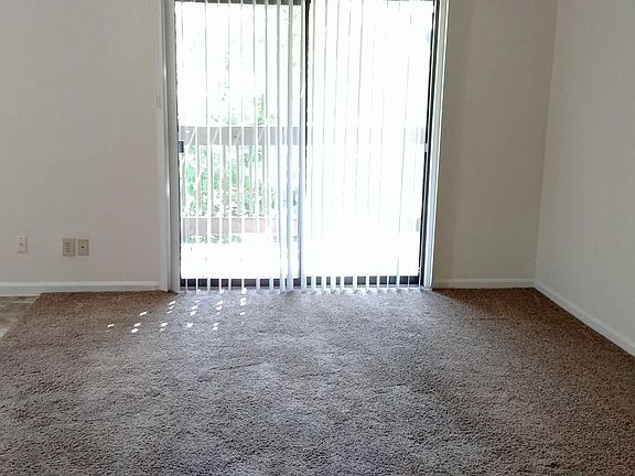 2nd image of 1602 Dayton Ave APT 3