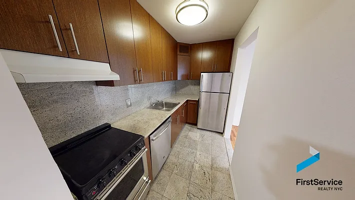 Rented by FirstService Realty (legacy) | media 23