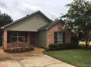 2502 Creekwood Dr, Ruston, LA 71270