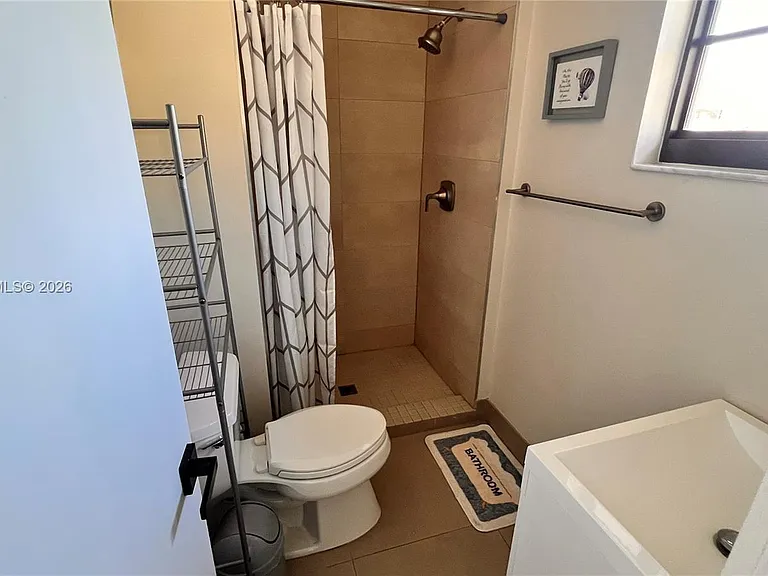 3538 SW 17th St #1B — Photo 22