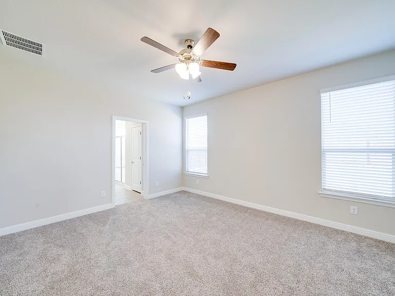 509 Dunmore Dr — Photo 10