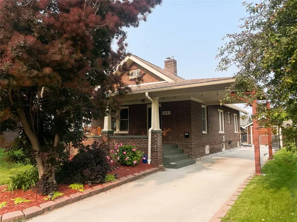 1007 Grand Ave, Ames, IA 50010