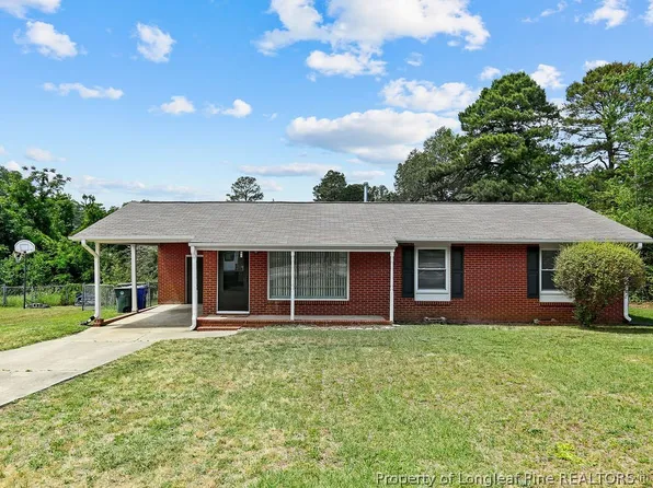 3914 Village Dr, Fayetteville, NC 28304