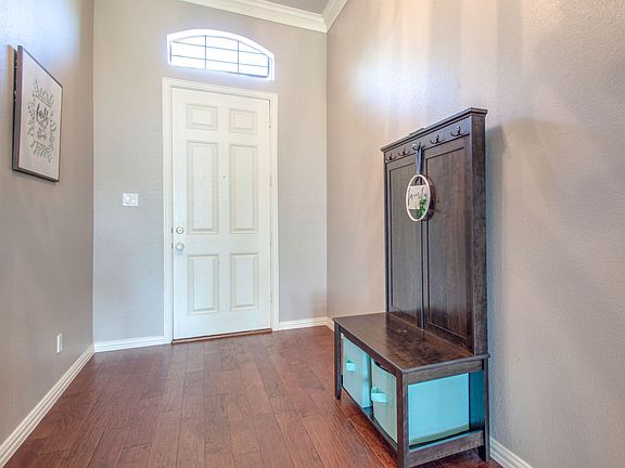 4th image of 8610 Weston Ln