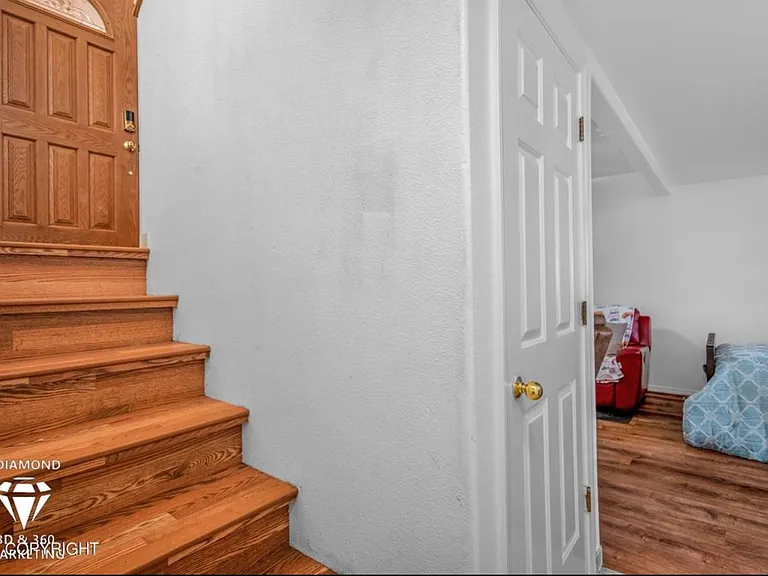 4821 Leah Ct — Photo 18