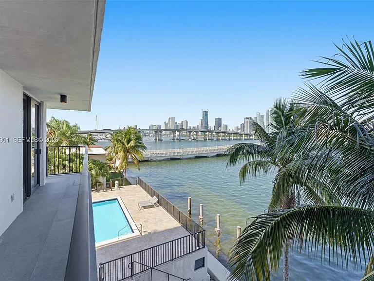 801 N Venetian Dr #308 — Photo 21