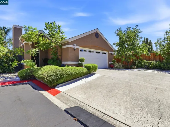25 Sparrow Hawk Ct, Oakley, CA 94561