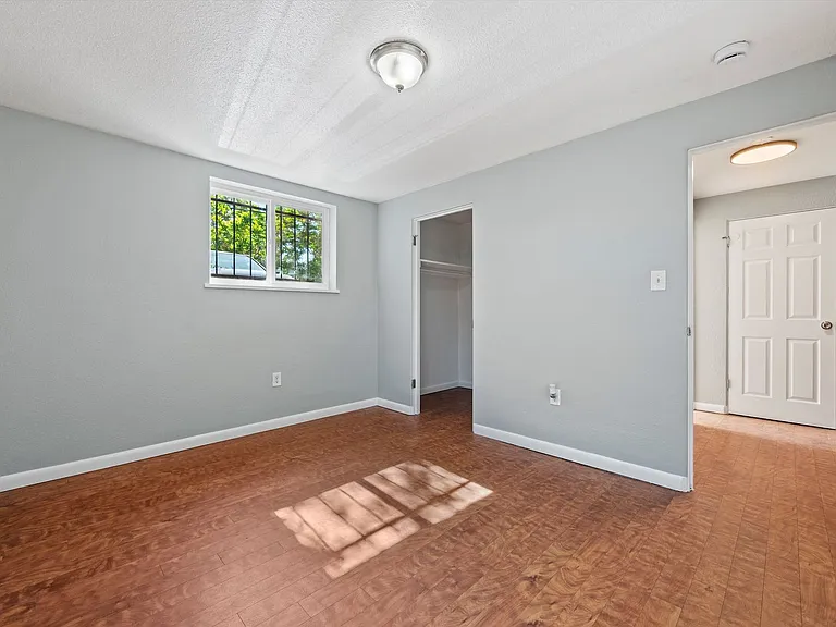 1634 Boston St — Photo 14