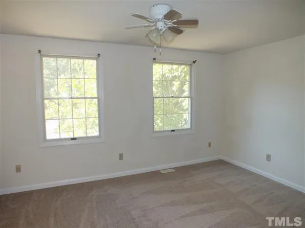 7734 Bernadette Ln, Raleigh, NC 27615