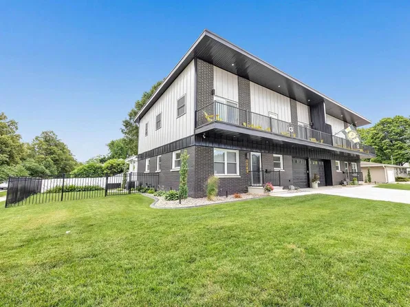 1749 S ONEIDA STREET, Green Bay, WI 54304