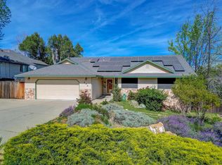 233 Mistletoe Ct, Angels Camp, CA 95222