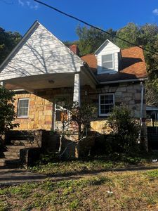 76 Jordan Hill Rd, Charlton Hei, WV, 25040