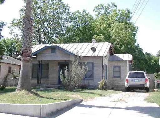 1st image of 510 W BURCHAM AVE
