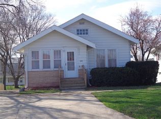 308 NE 2nd St, Stuart, IA 50250