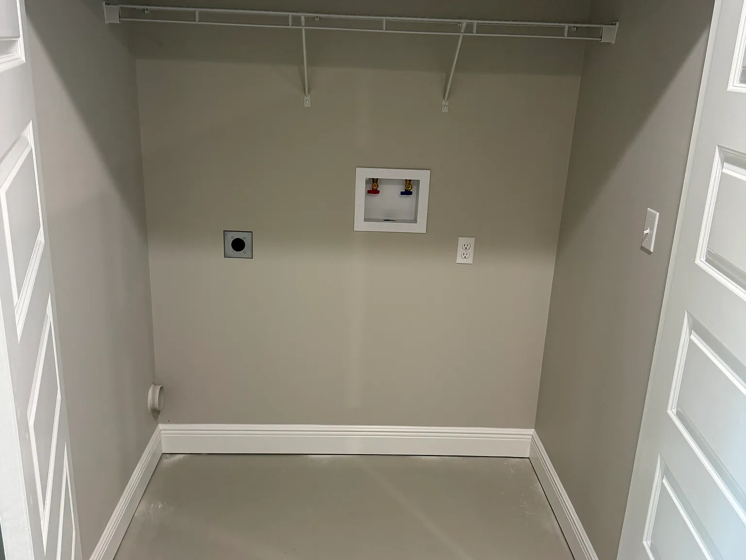 2 bed, 1100 sqft, $1,100 — Photo 3