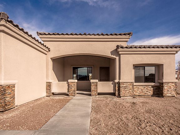 2nd image of 1076 Acoma Pl S