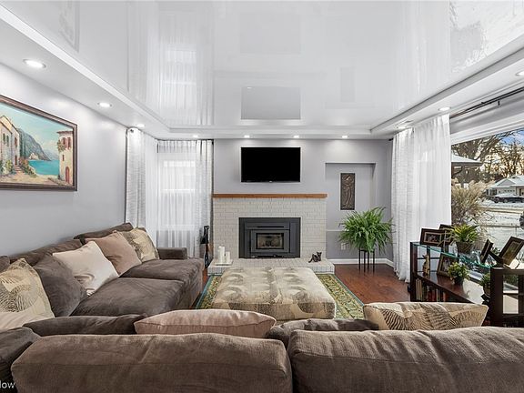 4th image of 167 Ingleside Dr