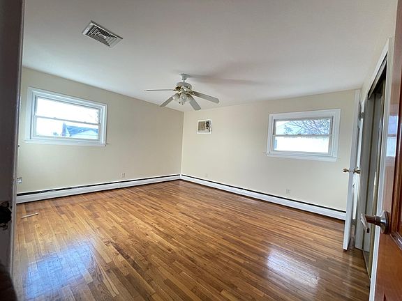 2nd image of 443 Madison St