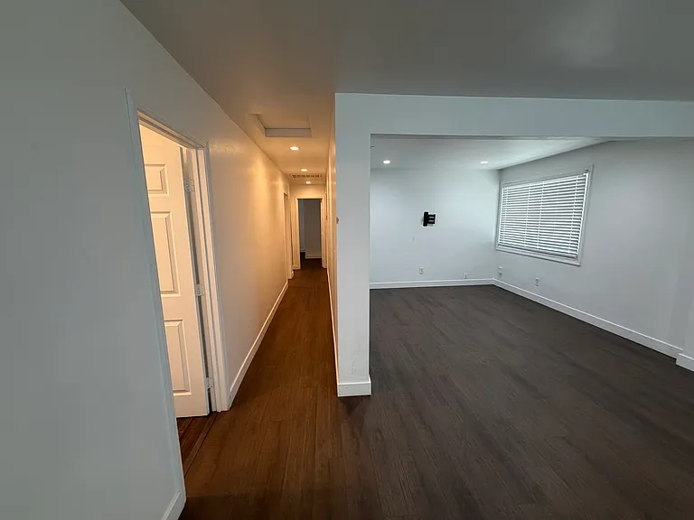 6556 Comly St — Photo 8