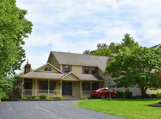 4822 Manor Hill Dr, Syracuse, NY 13215