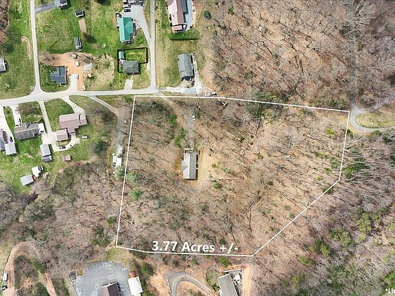 5th image of 216 Fitzsimmons Hill Rd