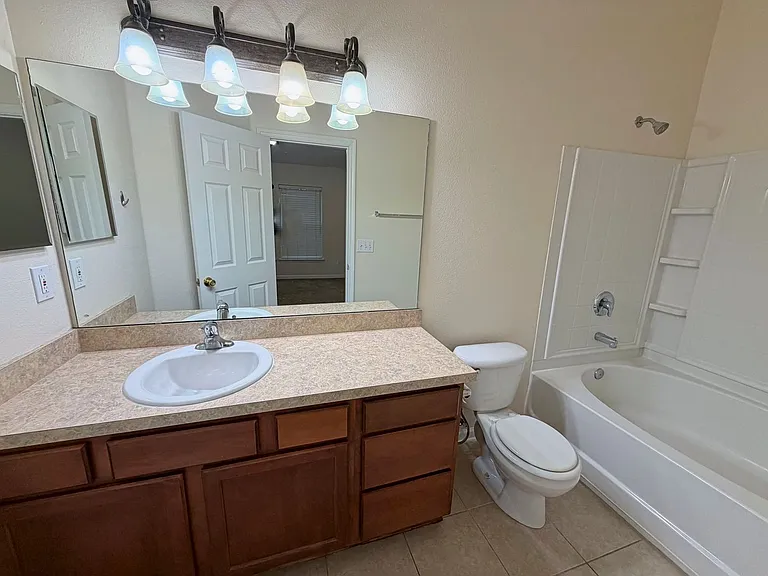 6180 High Tide Blvd — Photo 7