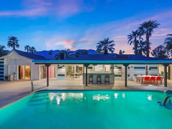 1322 S Farrell Dr, Palm Springs, CA 92264