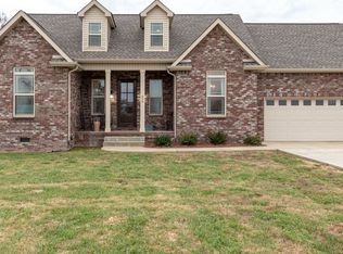 439 Tom Link Rd, Cottontown, TN 37048