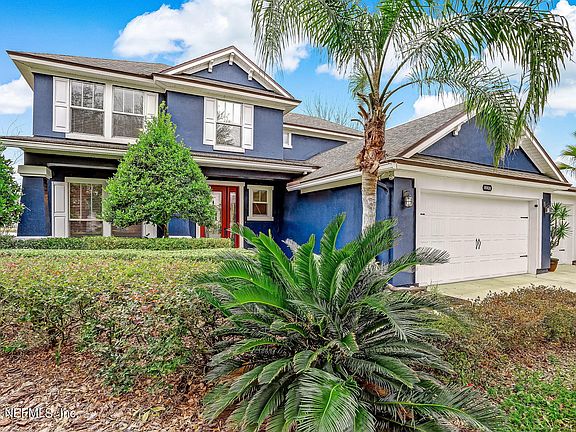 3rd image of 85020 Babcock Ct