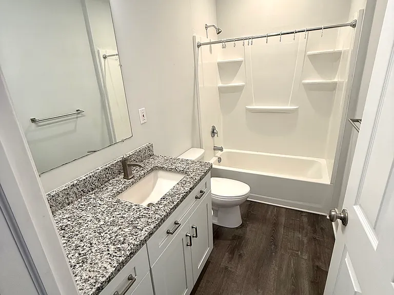 319 Cattell St #1 — Photo 7