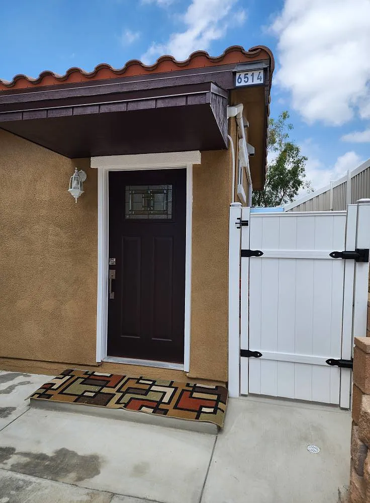 N Caleb Ln, San Bernardino — Photo 2