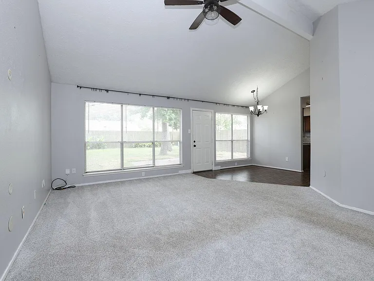 4623 Whispering Rock Ln — Photo 7