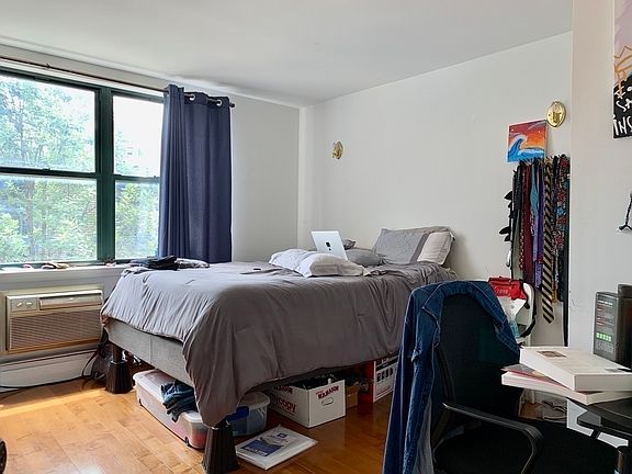 3rd image of 129 W 126th St APT 4