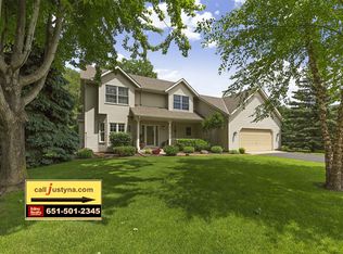 6318 Kalen Dr, Woodbury, MN 55129