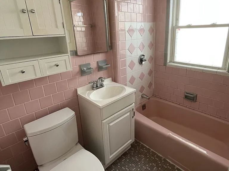 190 North St #3 — Photo 10