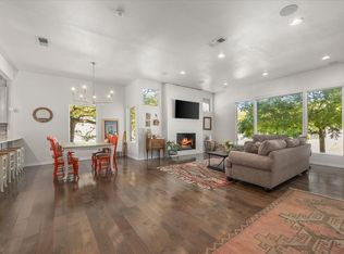 6121 Sharon Rd, Fort Worth, TX 76116