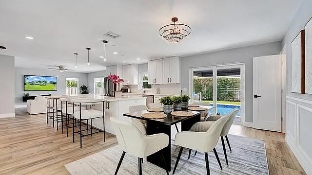 722 SW 28th Ave — Photo 9