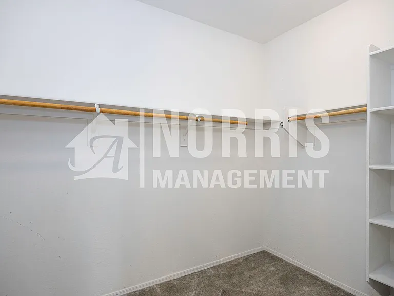 336 E Hawaii Dr — Photo 28