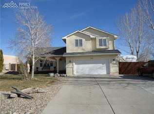 188 S Golfwood Dr E, Pueblo West, CO 81007