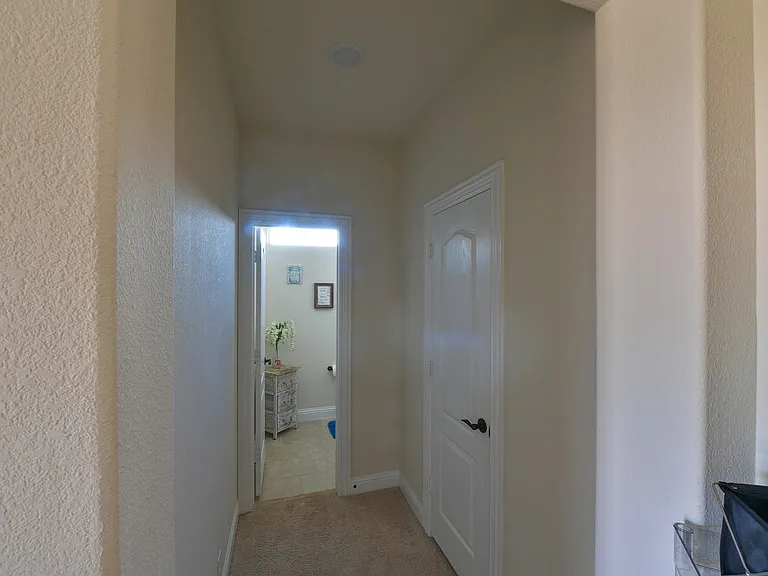 11100 Tanager Ln — Photo 10