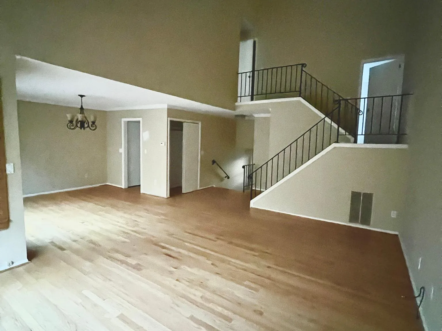 28 Boulder Ln — Photo 2