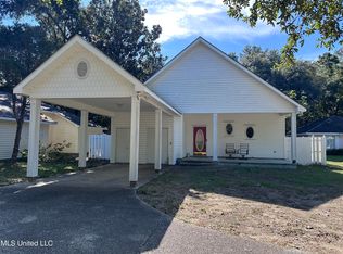 721 24th St, Gulfport, MS 39501