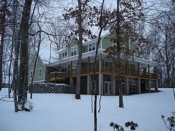 2nd image of 15 Goldenwood Ln