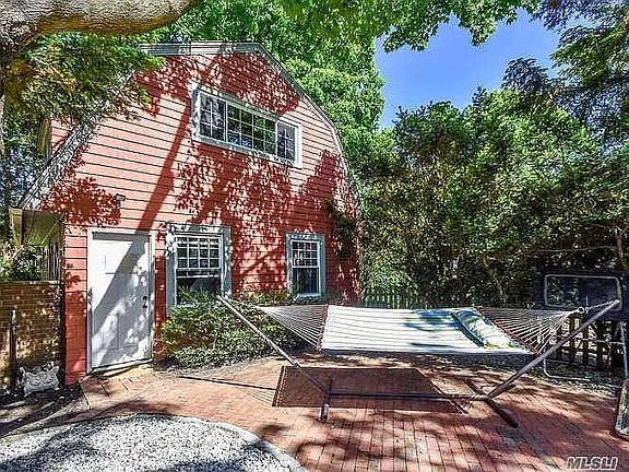 barn with second floor