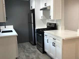 1754 9th St APT B, Santa Monica, CA 90404